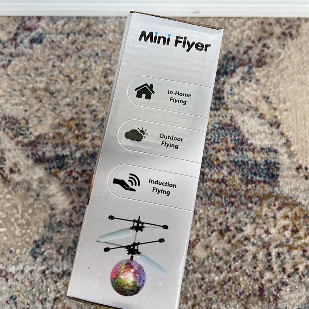 NWT Fun Factory Mini Flyer Induction Flying Drone Ready to Fly USB Charging - Picture 5 of 6